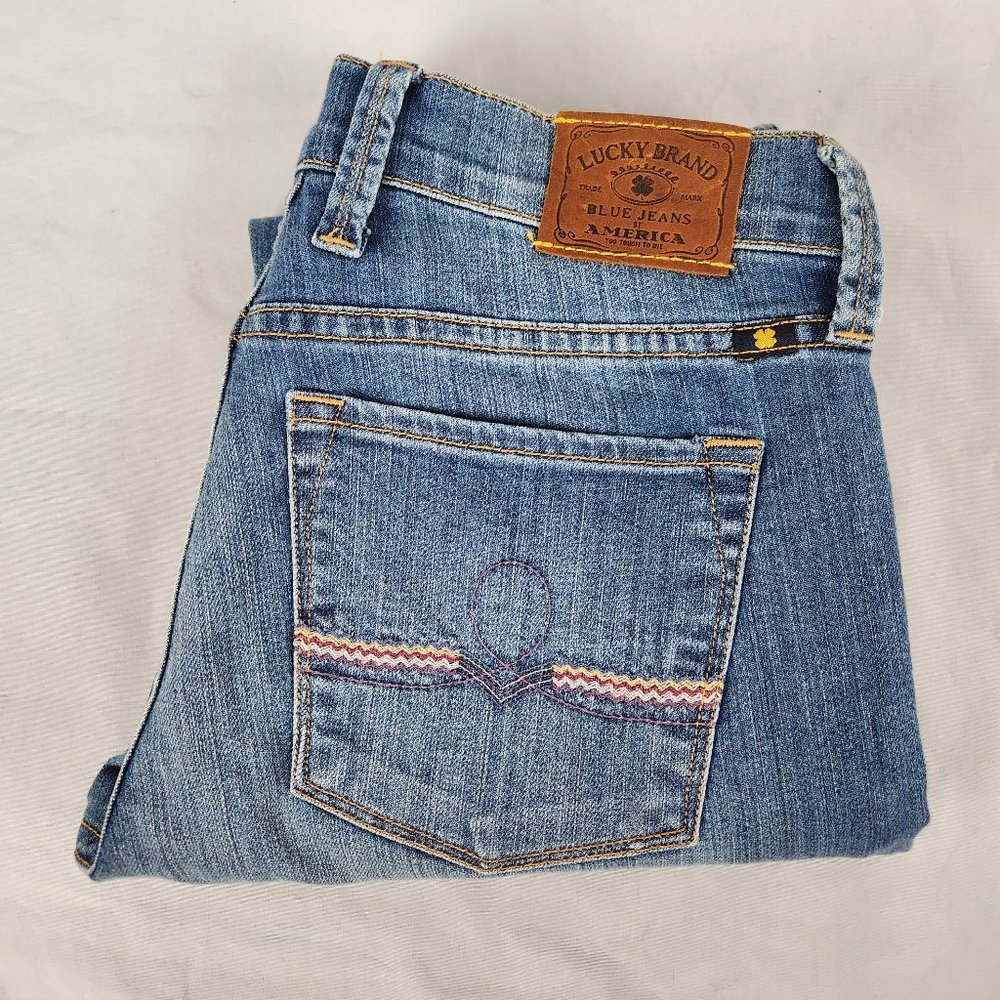 NWT Lucky Brand Womens Sofia Capri Jeans Denim Size 4 / 27 Mid Rise Med Wash